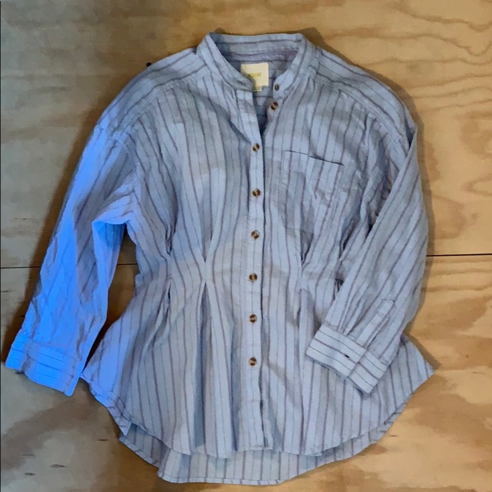 Anthropologie fitted button up shirt